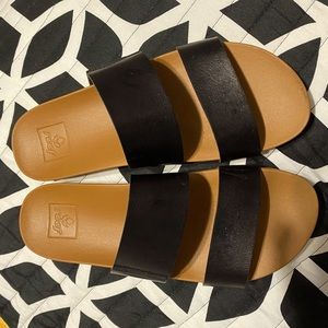 Reef sandals size 6